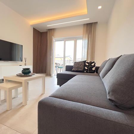 Naiade Apartment - Parcheggio Privato Coperto Incluso Isola di Liri 외부 사진